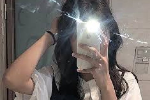 别吹了！三亚盛典网红生图一个比一个惨姚安娜却靠真实圈粉无数